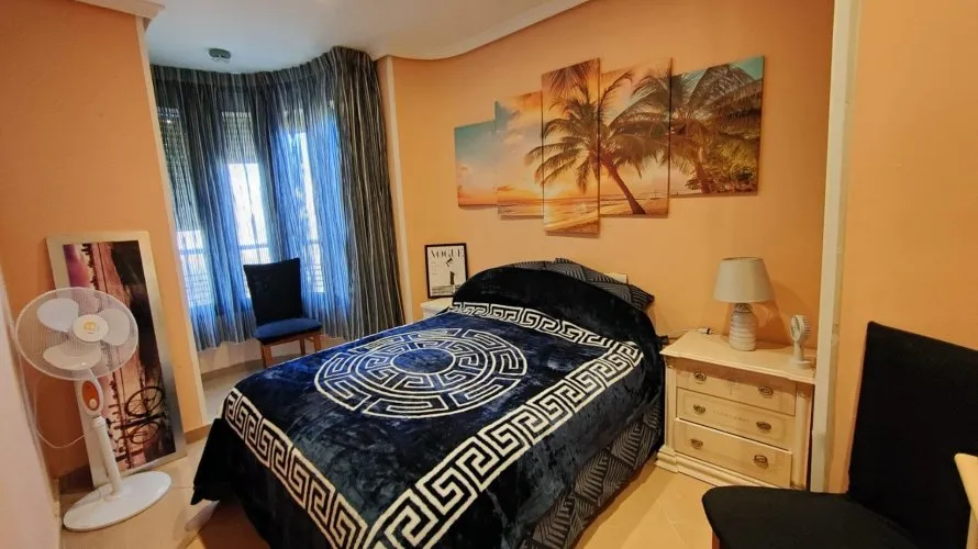 Apartamento de 2 dormitorios en Benidorm, Spain No. 954 № 22