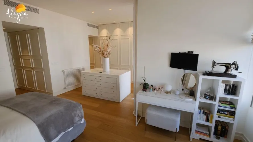 Apartamento de 1 dormitorio en Valencia, España No. 1406 № 5