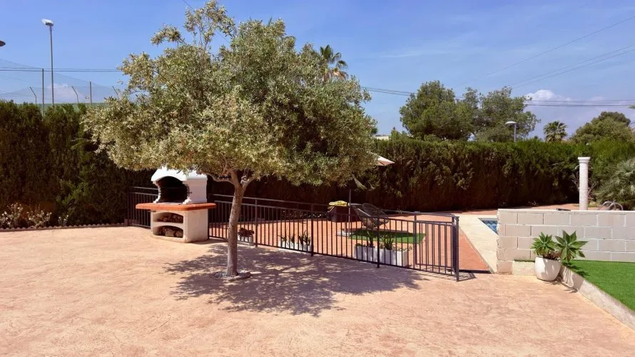 Villa de 168m² en San Vicente del Raspeig, España No. 1538