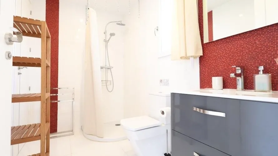 Apartamento de 4 dormitorios en Cabo Roig, España No. 1320 № 18