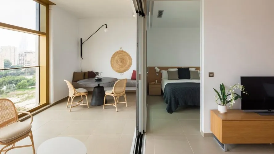 Apartamento de 3 dormitorios en Benidorm, Spain No. 1057 № 3