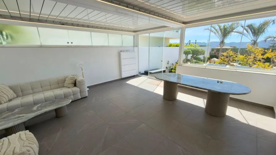 Villa de 4 dormitorios en La Nucia, España No. 1536 № 28