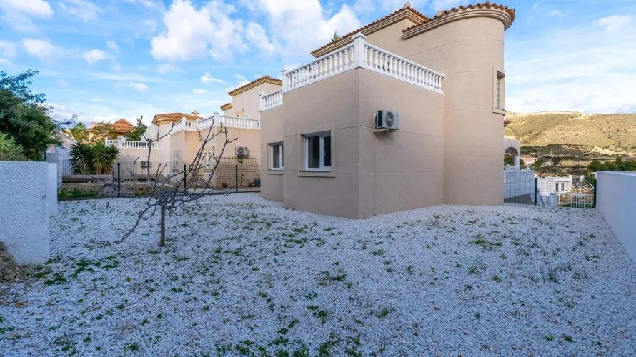 Apartamento de 3 dormitorios en El Campello, España No. 970 № 6