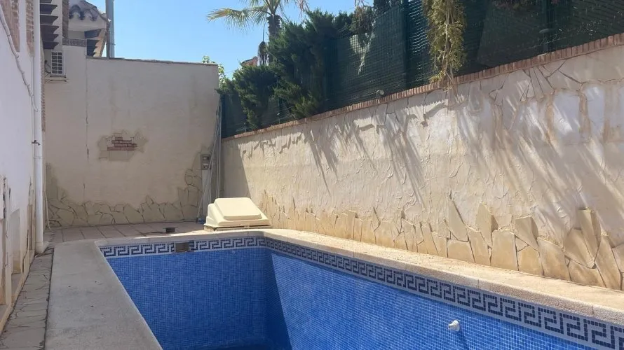Сasa de 5 dormitorios en Torrevieja, España No. 1300 № 27