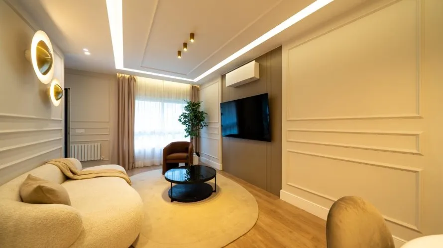 Apartamento de 3 dormitorios en Madrid, Spain No. 1360 № 1