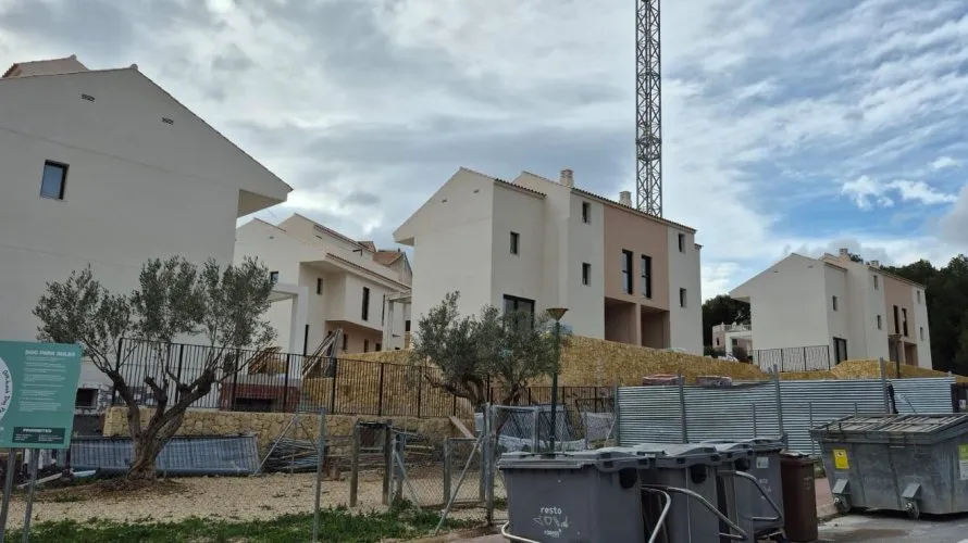 Сasa de 3 dormitorios en La Nucia, España No. 1426 № 11