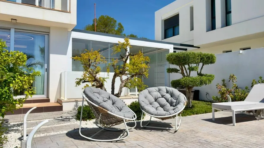 Villa de 4 dormitorios en La Nucia, España No. 1536 № 7