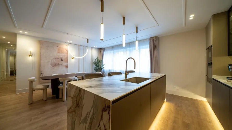 Apartamento de 3 dormitorios en Madrid, Spain No. 969 № 10