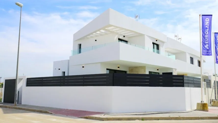 Villa de 3 dormitorios en Dolores, España No. 945 № 1