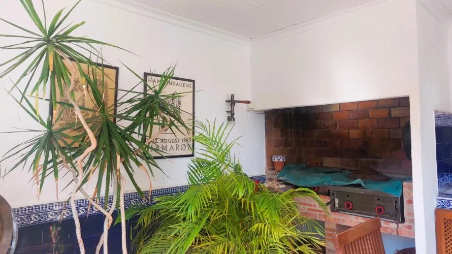 Сasa de 5 dormitorios en La Marina, España No. 1485 № 12