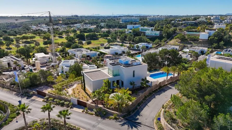 Villa de 546m² en Orihuela, España No. 1359 № 1