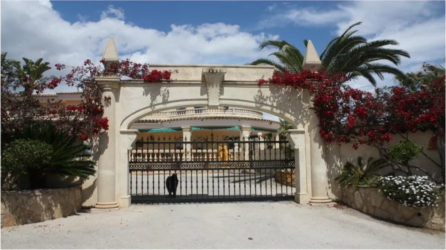 Villa de 5 dormitorios en L'Alfàs del Pi, España No. 1126 № 4