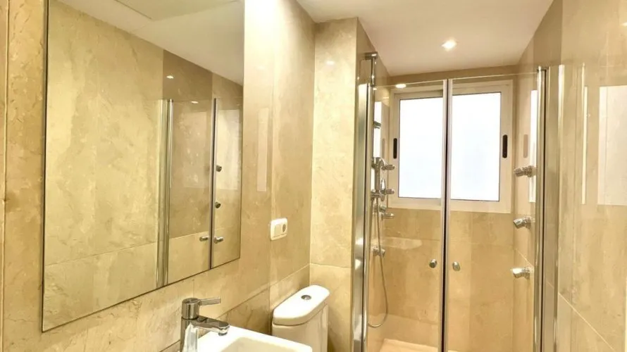 Ático de 2 dormitorios en Valencia, España No. 1470 № 13