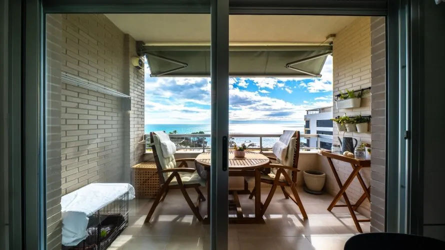 Apartamento de 4 dormitorios en Villajoyosa, España No. 1379 № 8