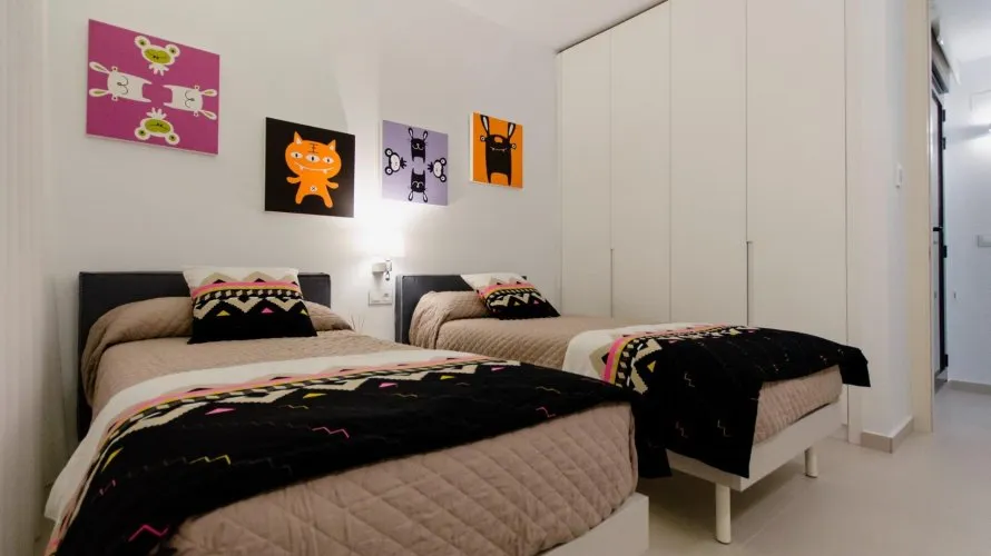 Villa de 4 dormitorios en Campoamor, España No. 1193 № 9