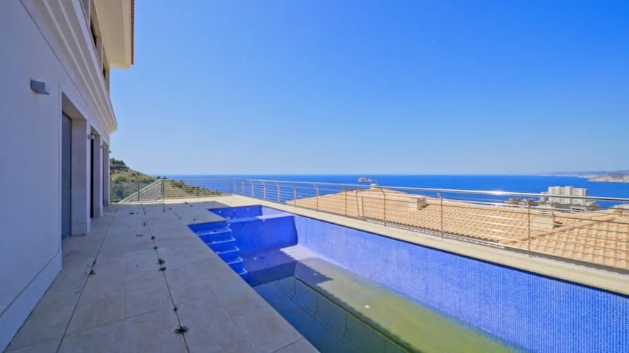 Apartamento de 4 dormitorios en Benidorm, España No. 1118 № 9