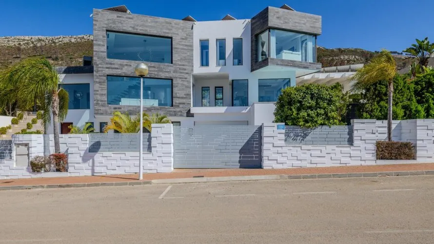 Villa de 5 dormitorios en Jávea, Spain No. 1180 № 3