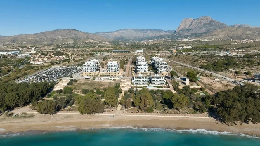 Apartamento de 3 dormitorios en Villajoyosa, España No. 921 № 3