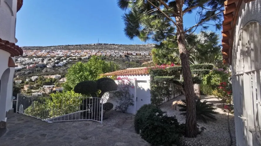 Villa de 4 dormitorios en Benitachell, Spain No. 1479