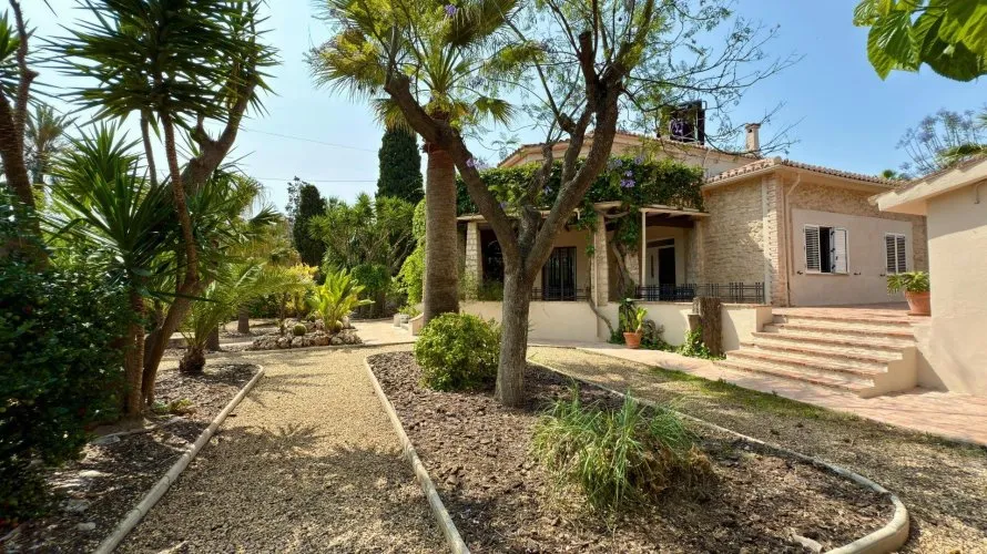 Apartamento de 6 dormitorios en Alicante, España No. 1271 № 16