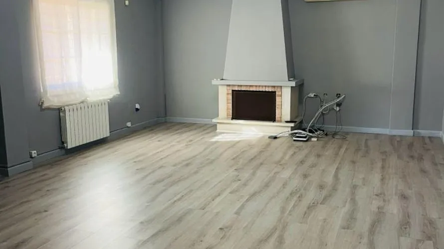 Villa de 4 dormitorios en Torrevieja, España No. 923 № 8