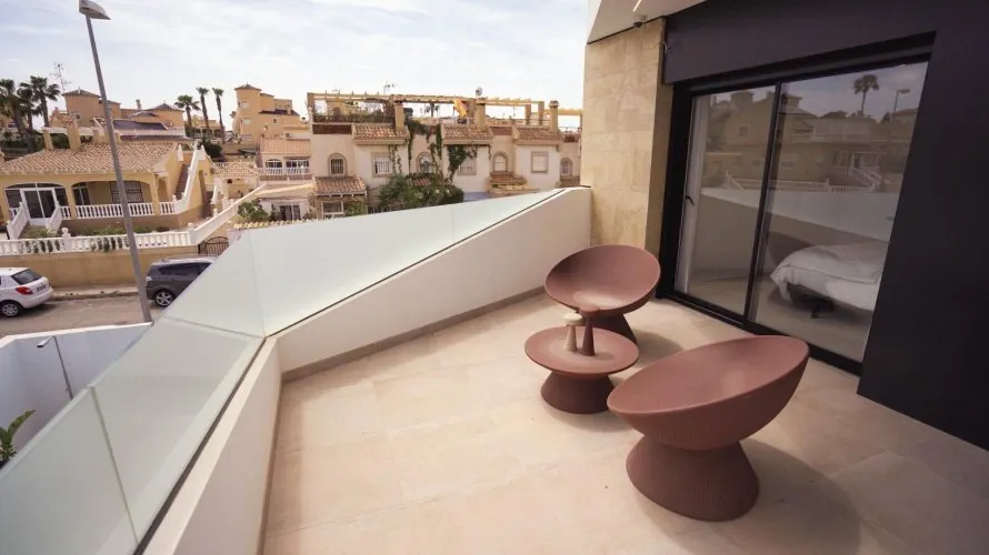 Villa de 3 dormitorios en La Florida, España No. 1162 № 22