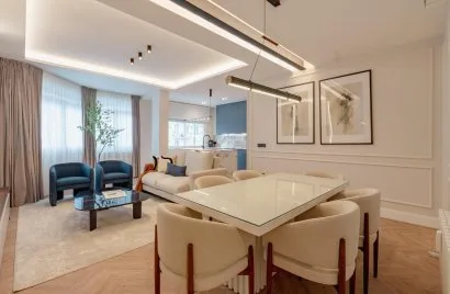 Apartamento de 3 dormitorios en Madrid, Spain No. 963