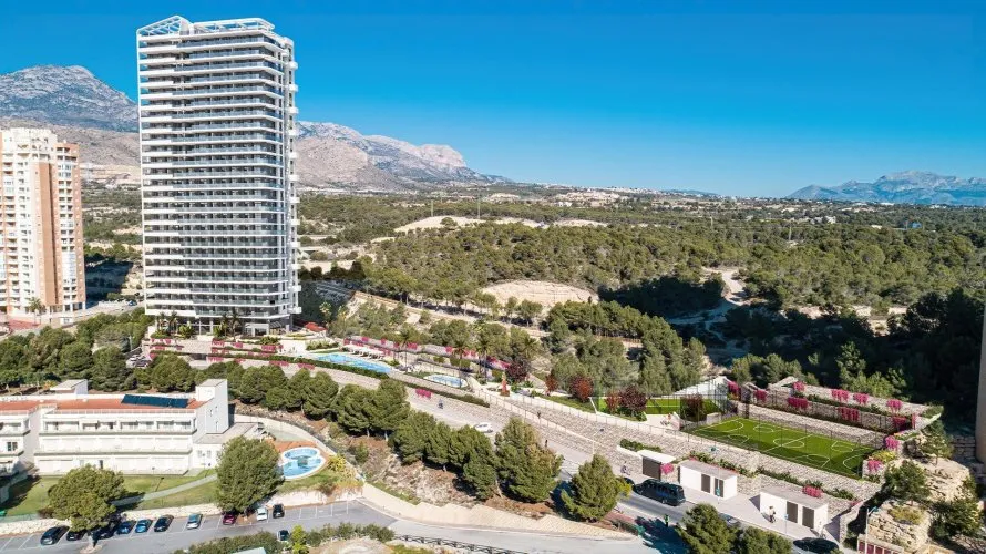 Apartamento de 2 dormitorios en Benidorm, España No. 1533 № 5