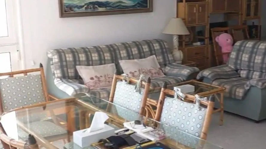 Apartamento de 4 dormitorios en Torrevieja, Spain No. 935 № 11
