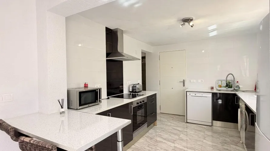 Villa de 5 dormitorios en Ciudad Quesada, España No. 1400 № 6