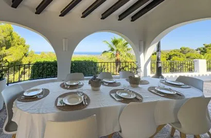 Villa de 3 dormitorios en La Nucia, España No. 1526