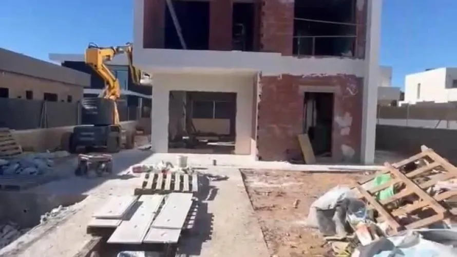 Apartamento de 4 dormitorios en Valencia, España No. 1199 № 12