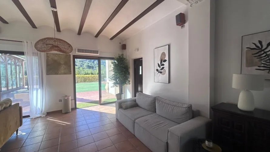 Hotel de 12 dormitorios en Finestrat, Spain No. 965 № 10