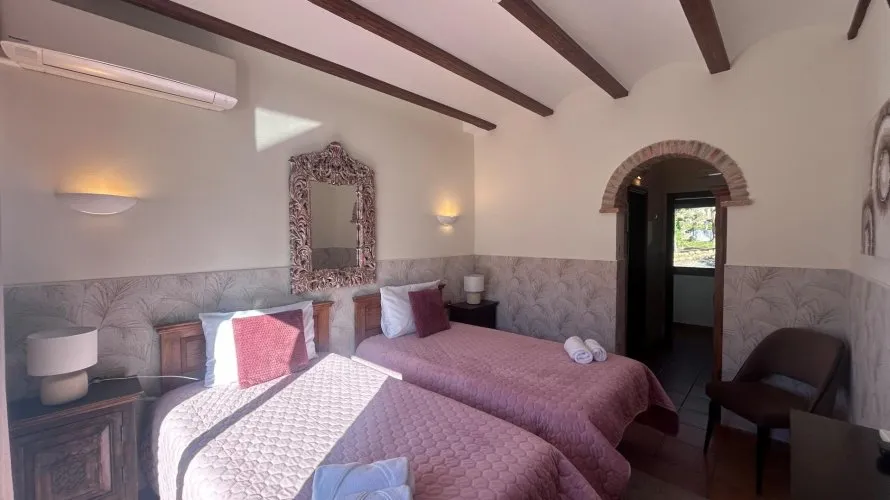 Hotel de 12 dormitorios en Finestrat, Spain No. 965 № 18