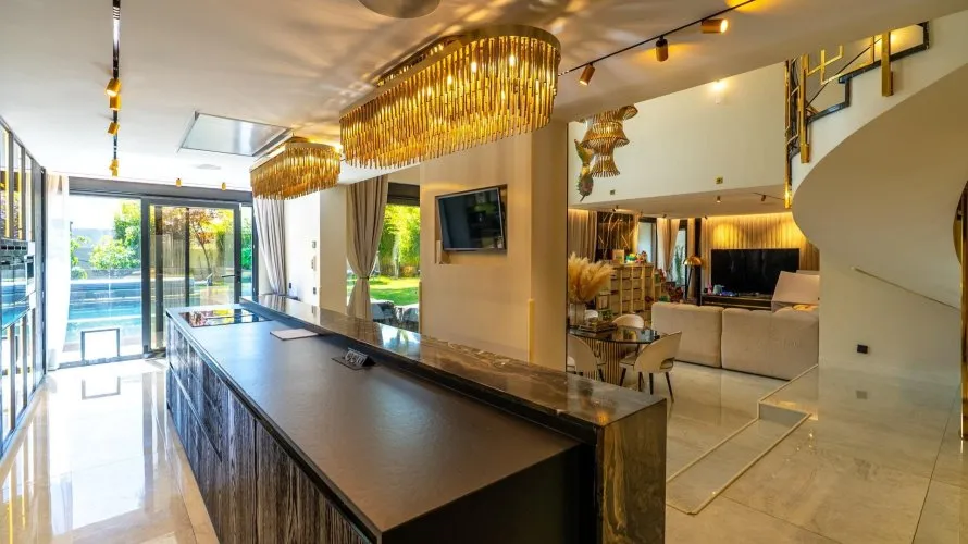 Villa de 4 dormitorios en Pozuelo de Alarcón, Spain No. 1531 № 11