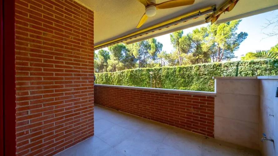 Apartamento de 4 dormitorios en Pozuelo de Alarcón, España No. 1552 № 11