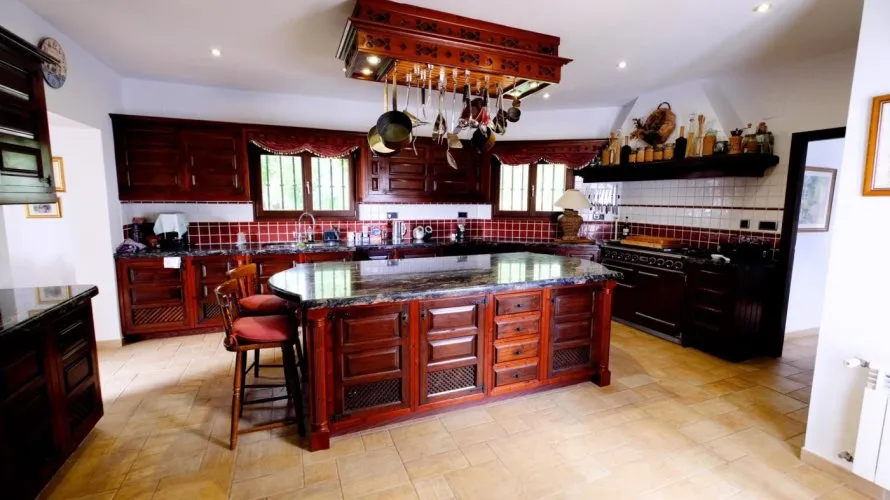Villa de 4 dormitorios en Fustera, España No. 1003 № 5