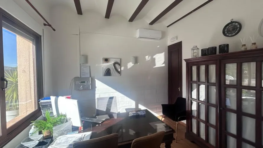 Hotel de 12 dormitorios en Finestrat, Spain No. 965 № 17