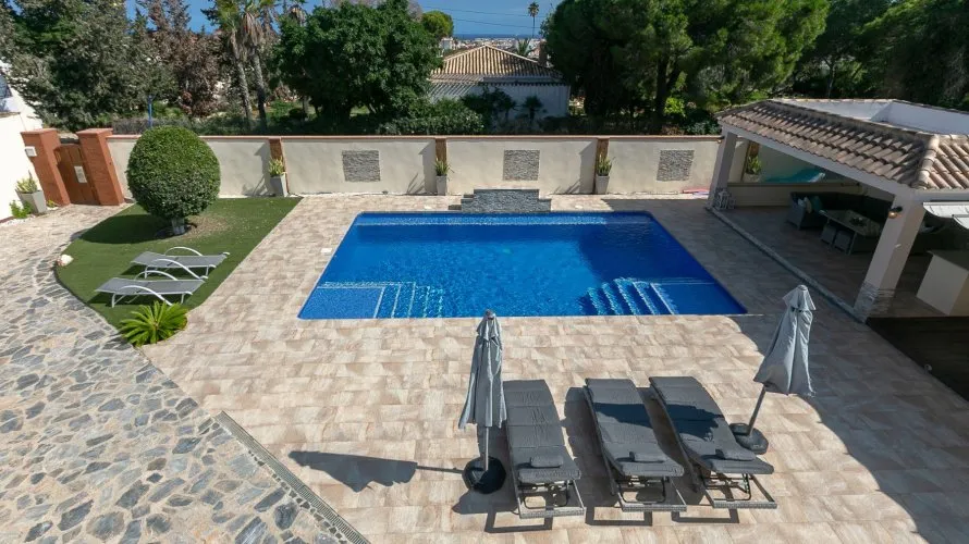 Villa de 344m² en Alicante, Spain No. 1393 № 2