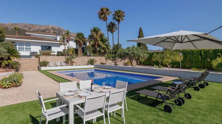 Villa de 6 dormitorios en Calpe, España No. 958 № 10