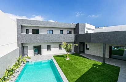Villa de 277m² en Lo Pagán, Spain No. 1392
