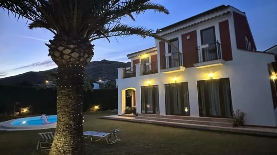 Villa de 4 dormitorios en Finestrat, Spain No. 971 № 13
