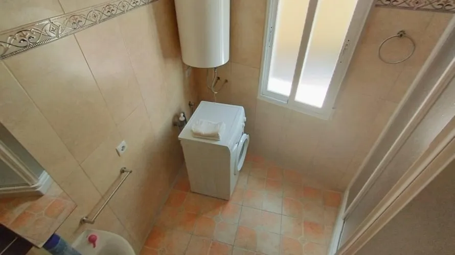 Villa de 8 dormitorios en Maryvilla, España No. 1080 № 26