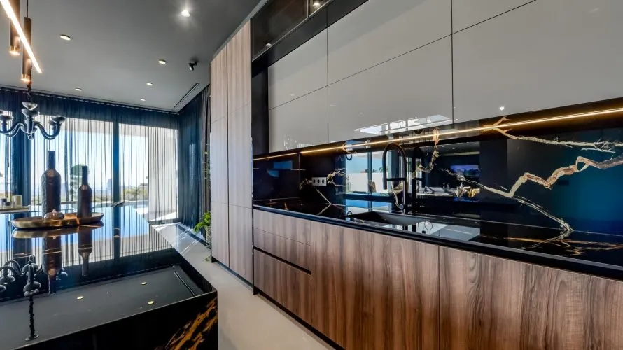 Villa de 7 dormitorios en Finestrat, España No. 1242 № 17