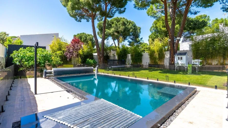 Villa de 4 dormitorios en Pozuelo de Alarcón, Spain No. 1531 № 26