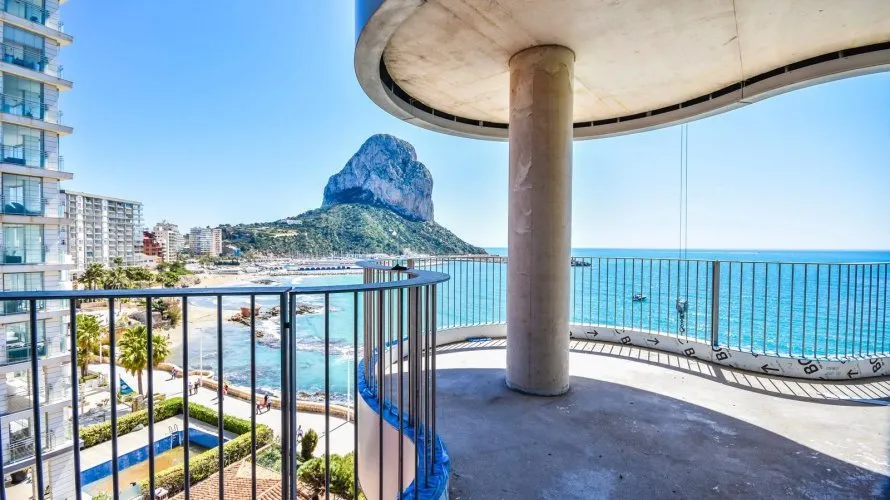 Apartamento de 3 dormitorios en Calpe, España No. 1153 № 16
