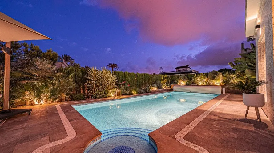 Villa de 442m² en La Zenia, Spain No. 1390 № 13
