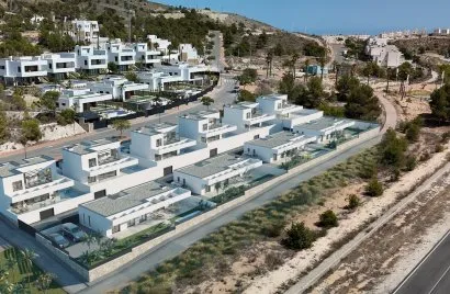 Villa de 3 dormitorios en Finestrat, España No. 1179