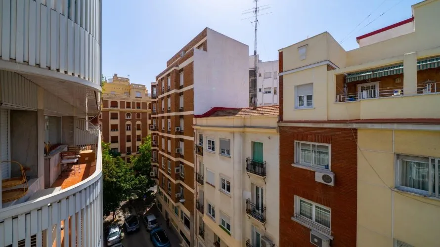 Apartamento de 3 dormitorios en Madrid, Spain No. 1293 № 11