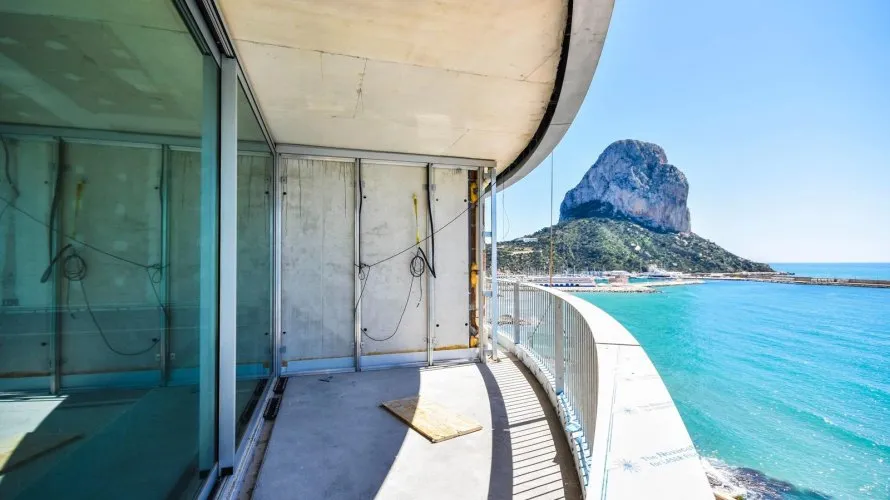 Apartamento de 3 dormitorios en Calpe, España No. 1153 № 19